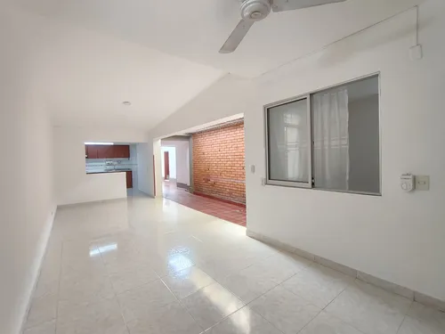 Casa En Arriendo En La Ceiba. Cod A28268