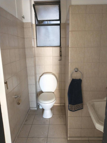 Venta Oficina Tres Ambientes En Monserrat
