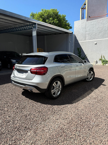 Mercedes-Benz Clase GLA 1.6 Gla200 Urban 156cv