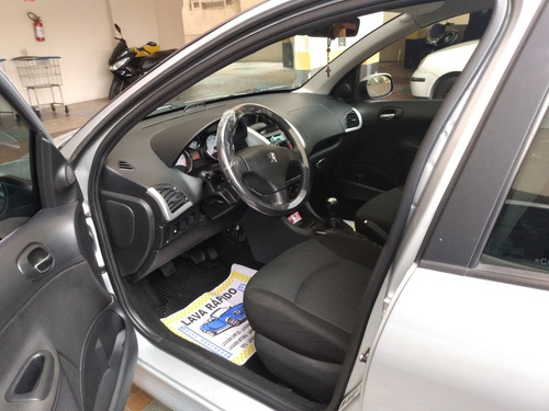 Peugeot 207 Sw 2011 1.4 Xr Sport Flex 5p