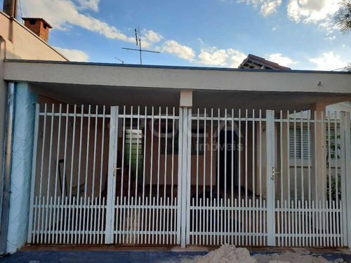 Imagem 1 de 6 de Aluguel De Casas / Padrão Na Cidade De São Carlos 45675