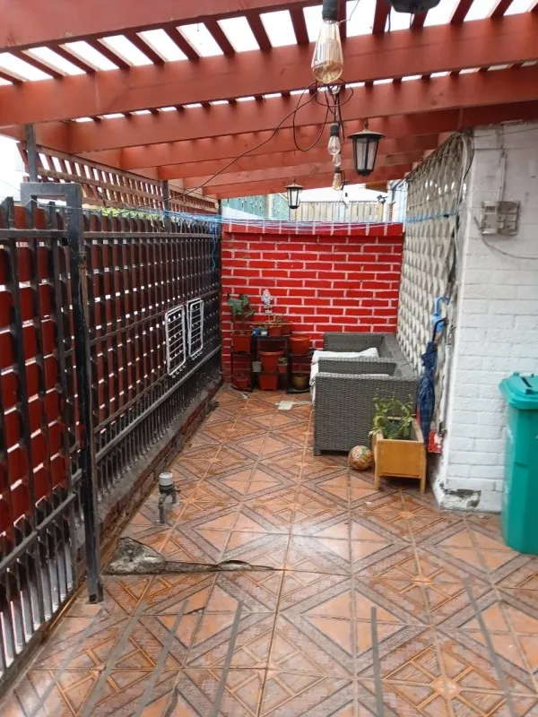 Imagen 2 de 11 de Casa En Venta | 5d + 3b + Estacionamiento | San Bernardo