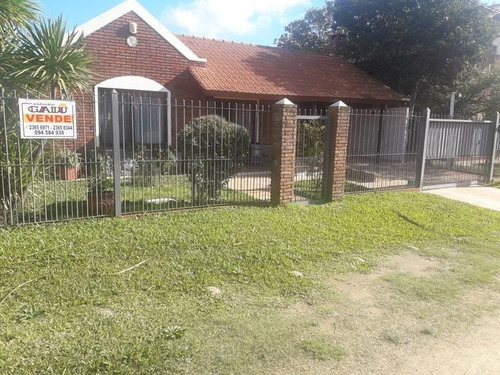 Casa Con Piscina En Colinas Del Mirador