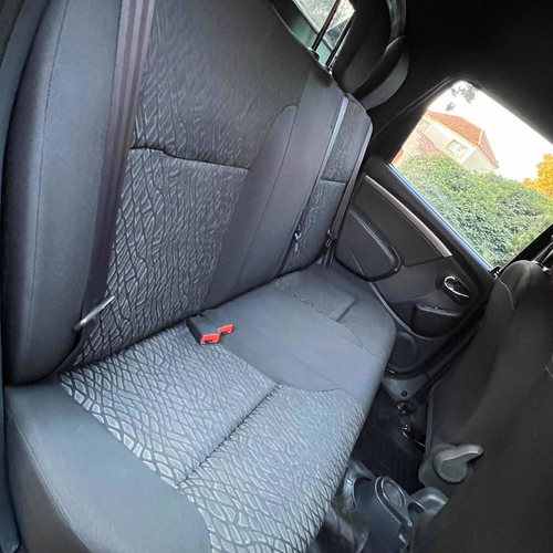 Imagen 18 de 20 de Renault Duster Oroch 2016 2.0 Dynamique