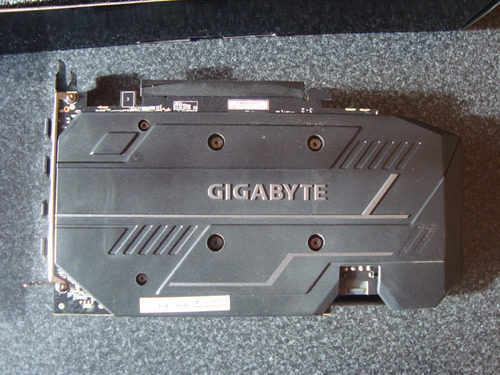 Placa De Video Gtx 1660 Ti 6gb Oc Edition Gigabyte Nvidia (Usado)