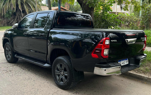 Toyota Hilux 2.8 Srv 4x2 At