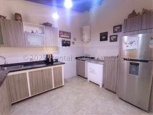 Imagen 11 de 14 de Leida Falcon Rentahouse Vende Casa En El Guayabal Naguanagua 22-24181 Lf