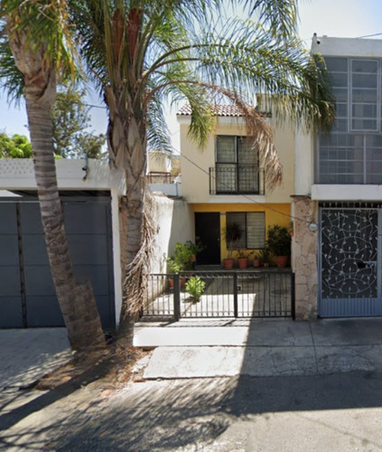 Casa En Venta, Remate Hipotecario, Col. Huentitlan El Bajo, Guadalajara , Jalisco. Laab2