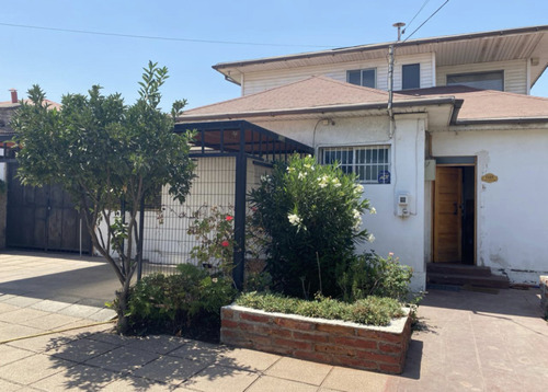 Casa En Venta De 5 Dorm. En Puente Alto