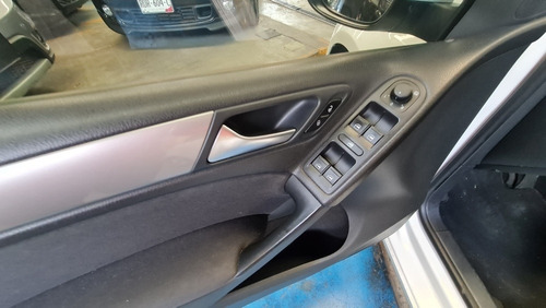 Imagen 15 de 15 de Volkswagen Golf 2013 1.4 Tsi Mt