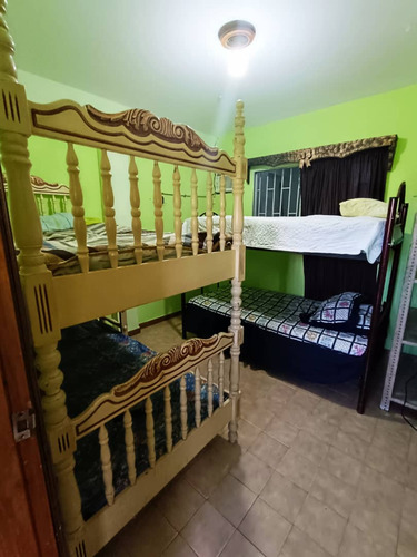 Casa De 2 Hab Y 3 Baños