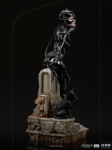 Catwoman Returns Art Scale 1/10 - Dc Comics - Iron Studios