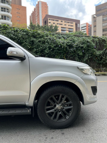 Toyota Fortuner 2.7l 4x4