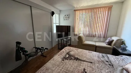 Venta De Casa Remodelada En Jardines De Morelos Secc. Flores