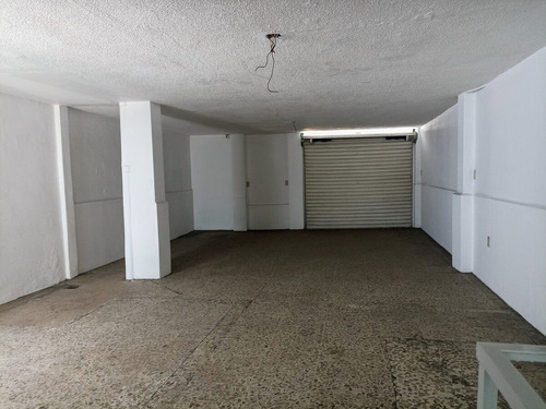 Edificio En Venta En Napoles