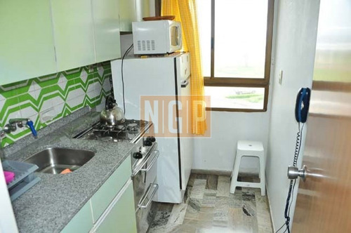 Apartamento En Brava, 2 Dormitorios - Ref: 1713