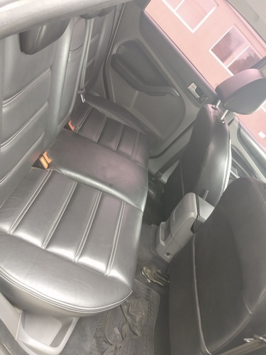 Vendo O Permuto Ford Focus Ii 2013 1.8 Exe Sedan Tdci Ghia