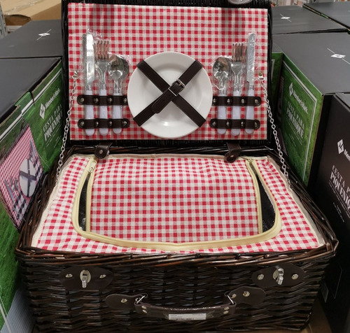 Imagem 2 de 6 de Cesta De Picnic Vintage Talheres Prato E Taça Para 4 Pessoas