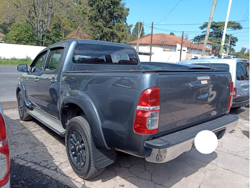 Toyota Hilux 3.0 Cd Srv Cuero 171cv 4x4