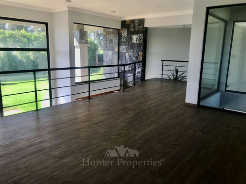 Casa En Venta En Oferta De 5d 5b De 579 M2 En Unihue Talca