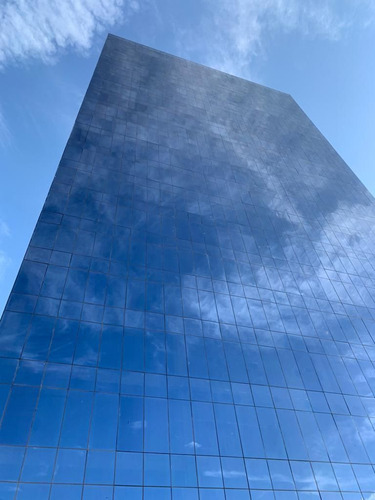 Local En Venta Torre Titanium Queretaro