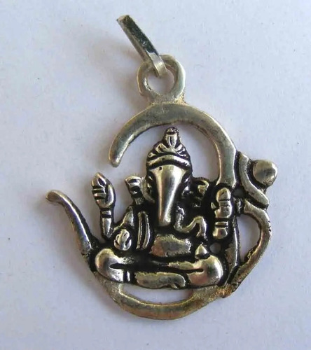 Símbolo Om + Ganesha  Aleación Alpaca Dije O Medalla