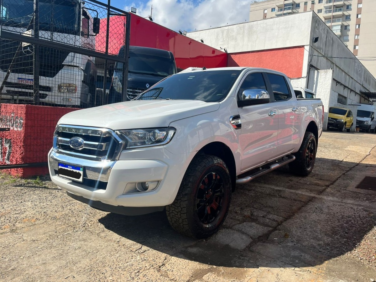 Ford Ranger 3.2 Xlt Cab. Dupla 4x4 Aut. 4p