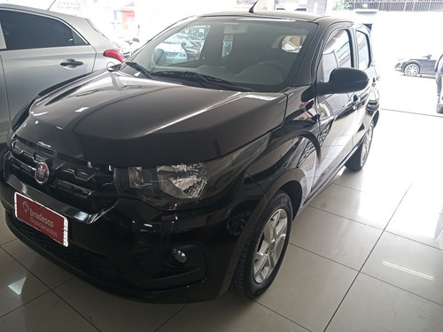 Imagem 2 de 13 de Fiat Mobi 2017 1.0 Like On Flex 5p