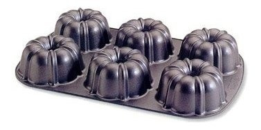 Nordicware Pro Cast Bundt Muffin Pan 50624