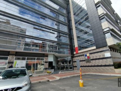 Bogotá, Arriendo Oficina En Los Andes Torre Del Reloj  Area 55 Mts 