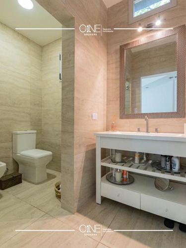 Imagen 7 de 26 de Casa En Espectacular Lote Doble En Esquina !!
