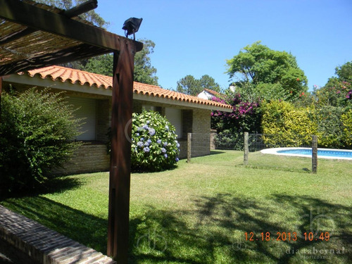 Imagen 1 de 15 de Casa En Pinares 4dorm