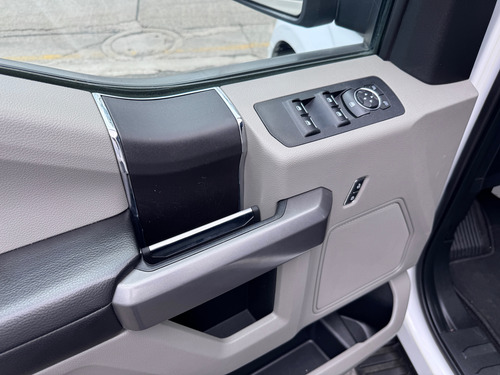 Ford Lobo 5.0l Doble Cabina Xlt V8 4x4 At