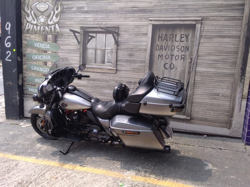 Imagem 7 de 12 de Harley Davidson Cvo Limited