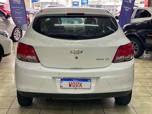 Chevrolet Onix 1.0 Lt 5p