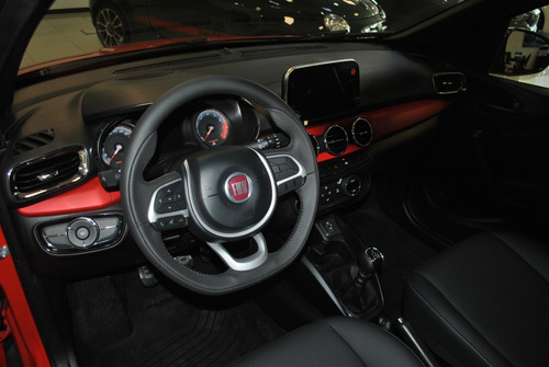 Fiat Argo Hgt 1.8 16v Rojo 2020 0 Km