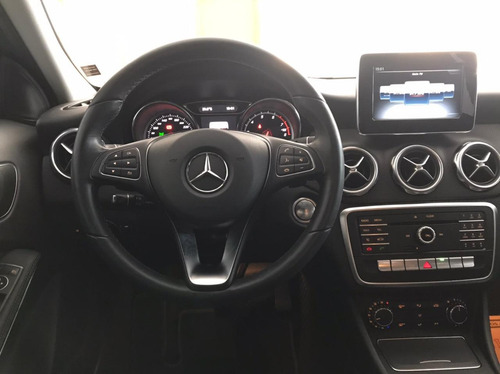 Imagem 12 de 12 de Mercedes-benz Gla 200 1.6 16v 4p Cgi Style Turbo Automático