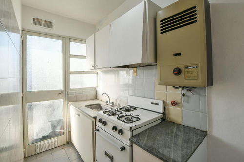 Imagen 6 de 13 de Departamento De 2 Dormitorios En Venta Con Balcon Al Frente Centro Rosario Macrocentro
