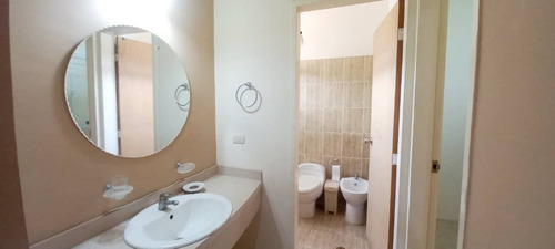 Se Alquila Townhouse En San Diego, Conjunto Brisas Del Valle