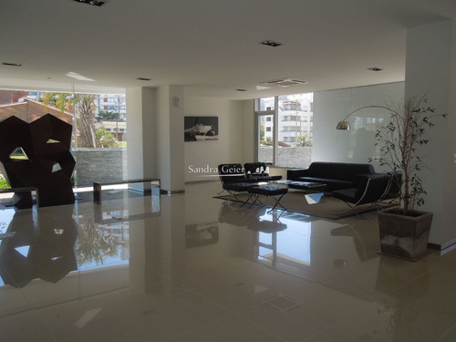 Venta Av Chiverta Edificio Forest Tower Ii Todo Sol!!!!!- Ref: 698