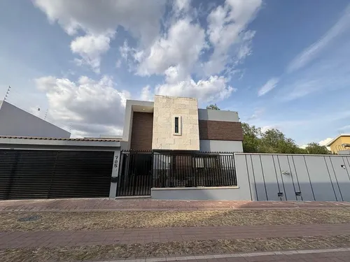 Casa En Venta En La Zona Tec De Monterrey - foto 1