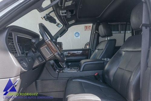 Lincoln Navigator 2014