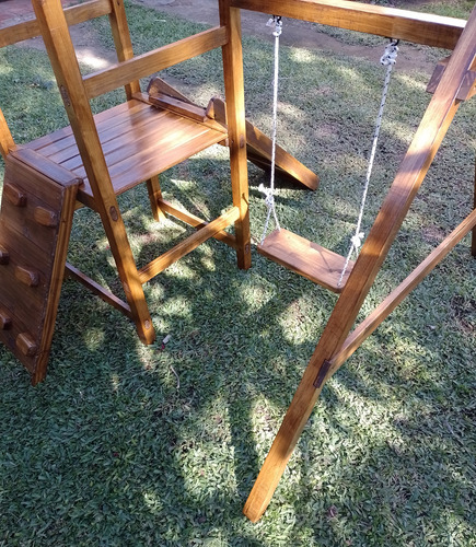 Mangrullo Begve En Madera Una Hamaca Nogal