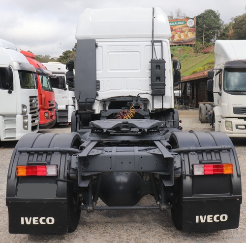 Imagem 5 de 12 de Iveco Cursor 330 4x2 Ano 2010 Com 430 Mil Km