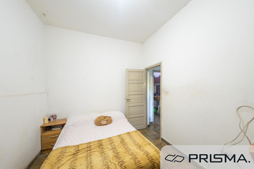 Casa - 1 Dorm - Guemes - Apta Credito