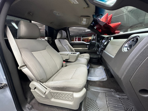 Ford Lobo 5.4 XLT Cab Reg 4x4