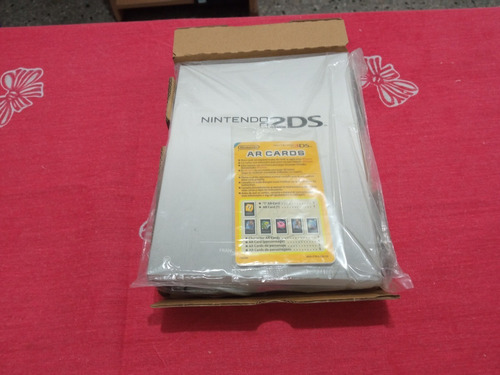 Imagen 2 de 6 de Nintendo 2ds Y Memorias