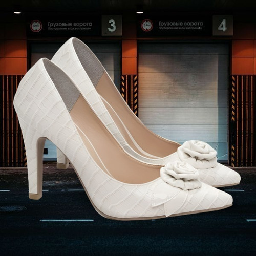 Imagem 5 de 5 de Scarpin Sapato Noiva Branco Off White Croco Salto Alto Macio