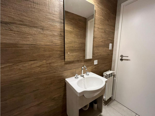 Venta/ Ph 3 Ambientes A La Calle/ 1 Piso Por Escalera/ Mar Del Plata