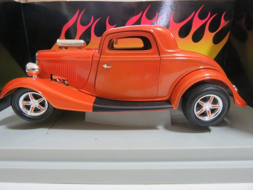 Ertl American Muscle Street Rods 1934 Ford High Tech